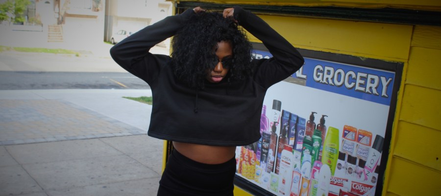 black fashion model street style chic fashion