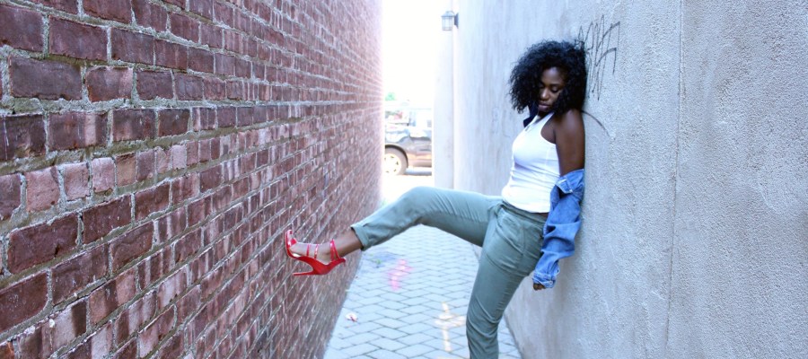 black fashion model street style chic fashion